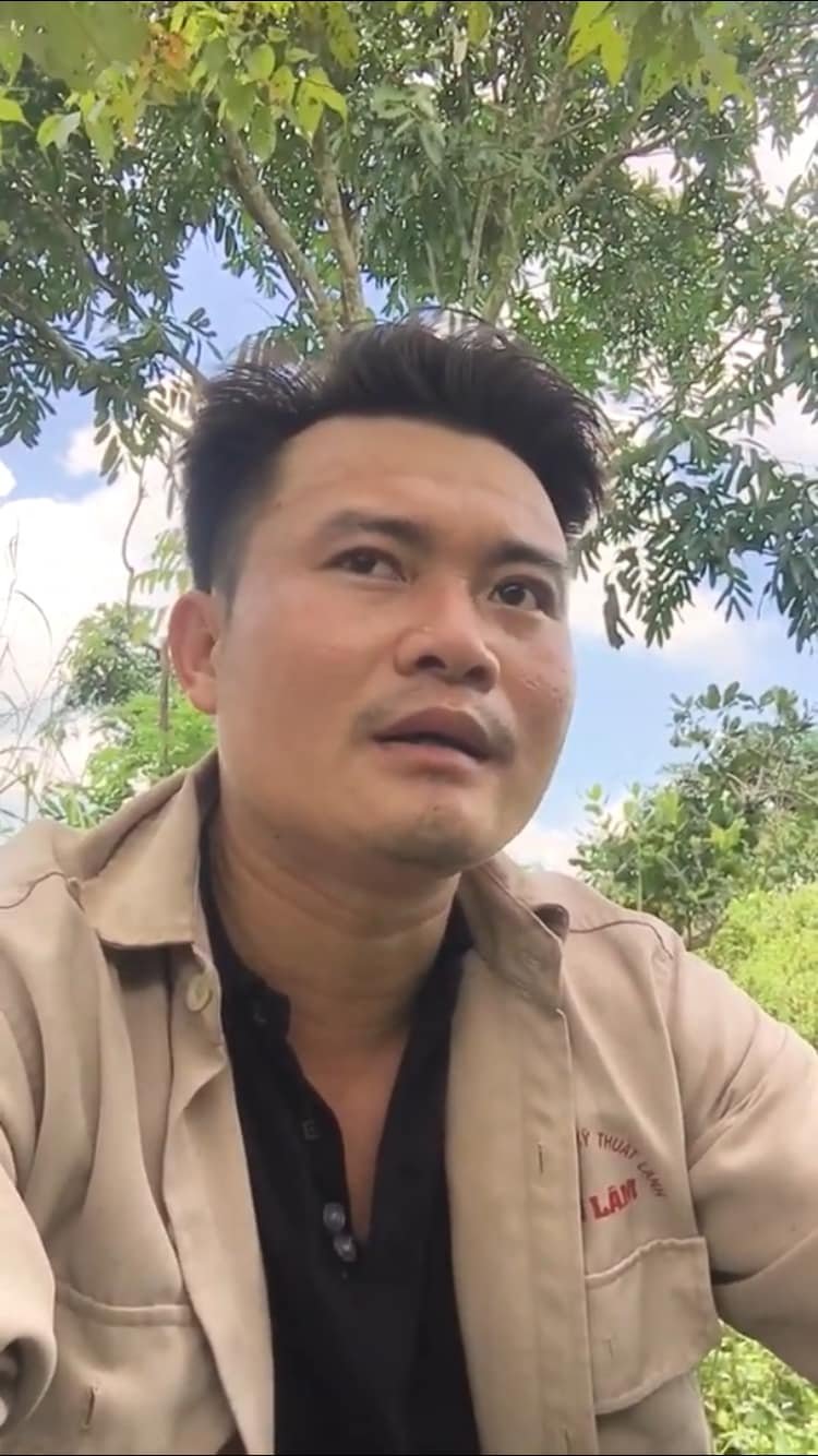 thợ săn mật ong rừng nguyên chất